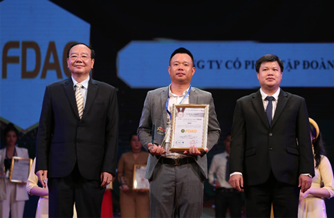 FDAO GROUP hân hạnh nhận Cúp Top 10 Thương hiệu dẫn đầu Việt Nam
